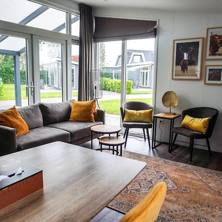 Vakantiehuis Met Vijverzicht Lathum Ngoại thất bức ảnh