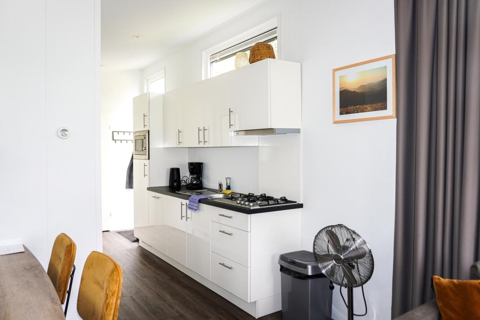 Vakantiehuis Met Vijverzicht Lathum Ngoại thất bức ảnh